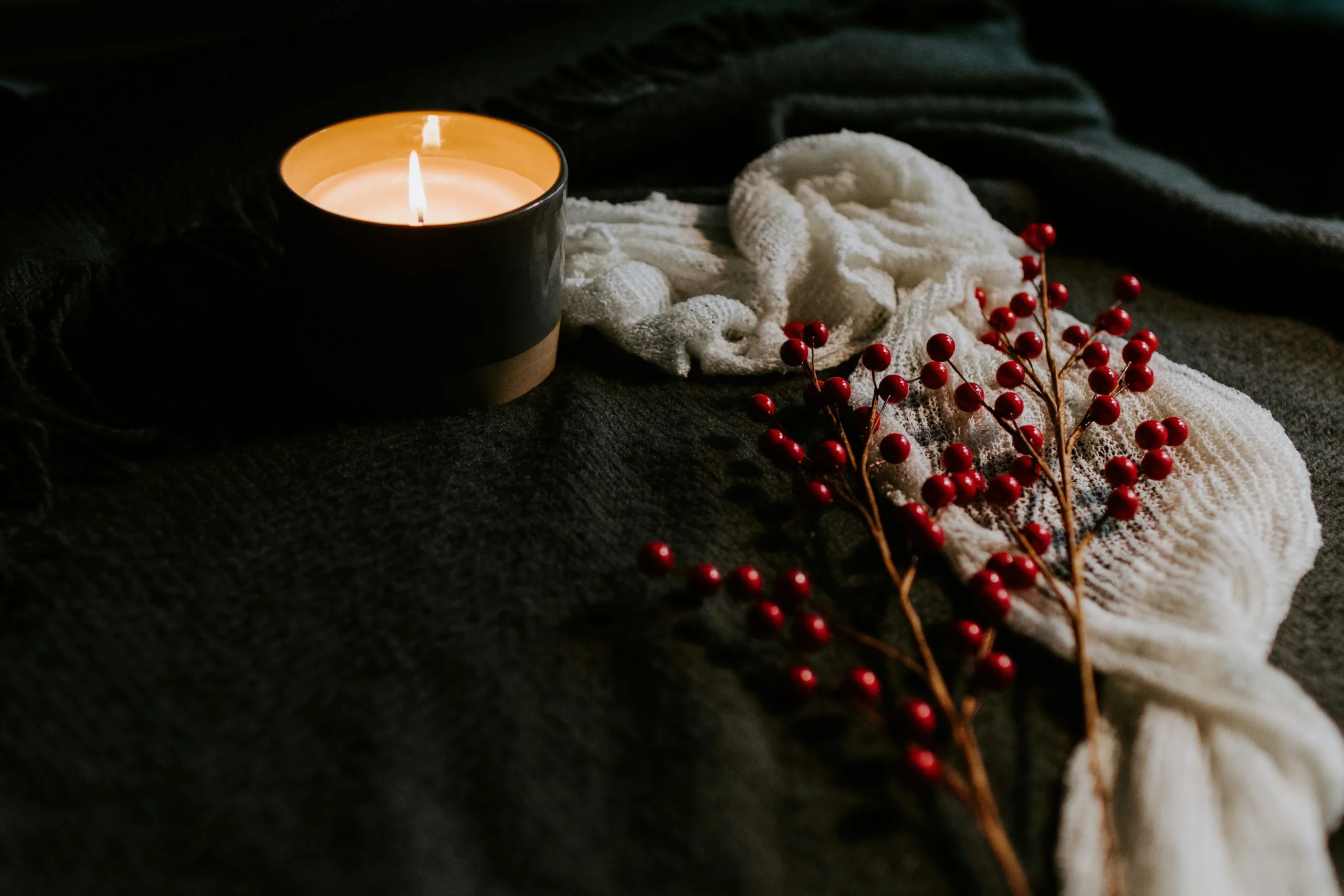 Relaxing-Candles-For-Bubble-Baths-7-scaled