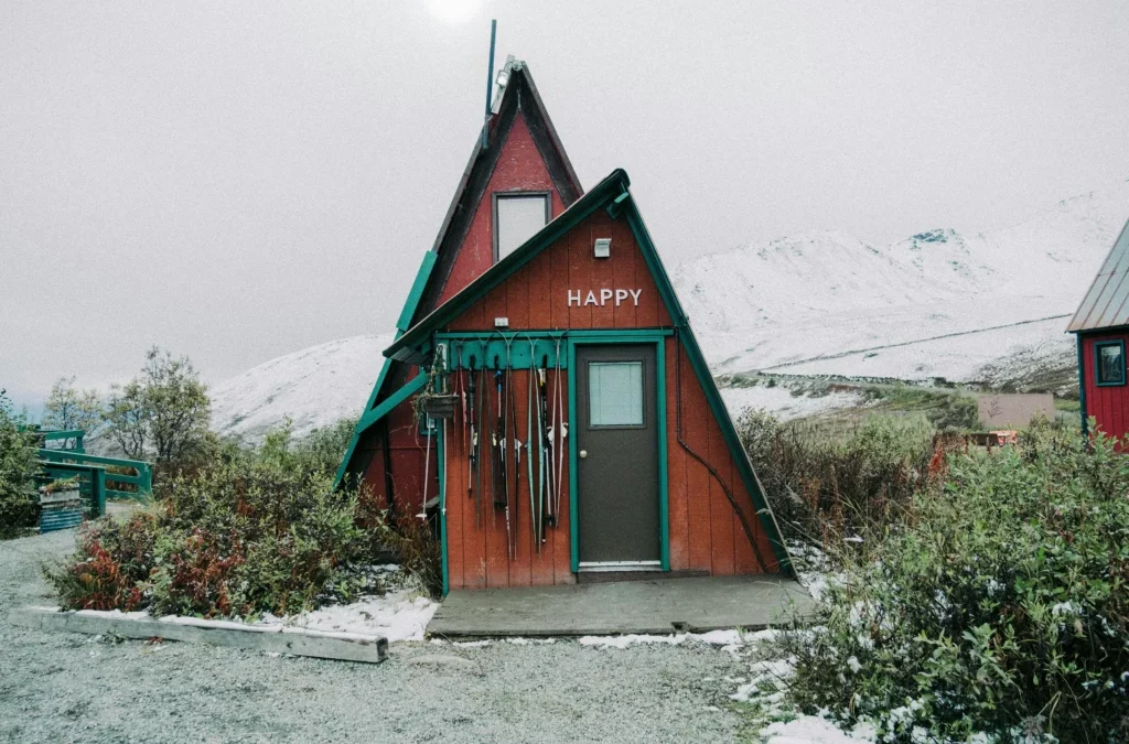 Cheapest Way to Ship Household Goods to Alaska: 10 Tips