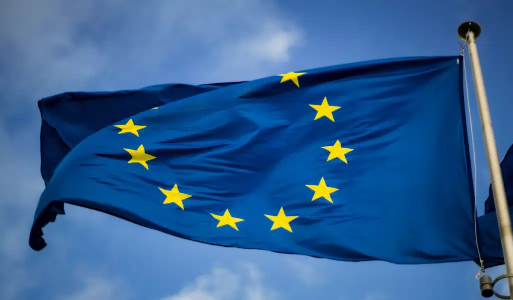 Shipping From US to Europe is Easiest With PostFromUS!