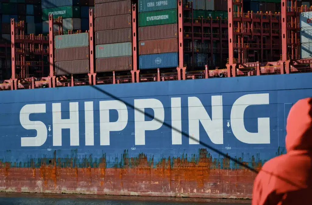 eCommerce International Shipping: PostFromUS Makes It Easy