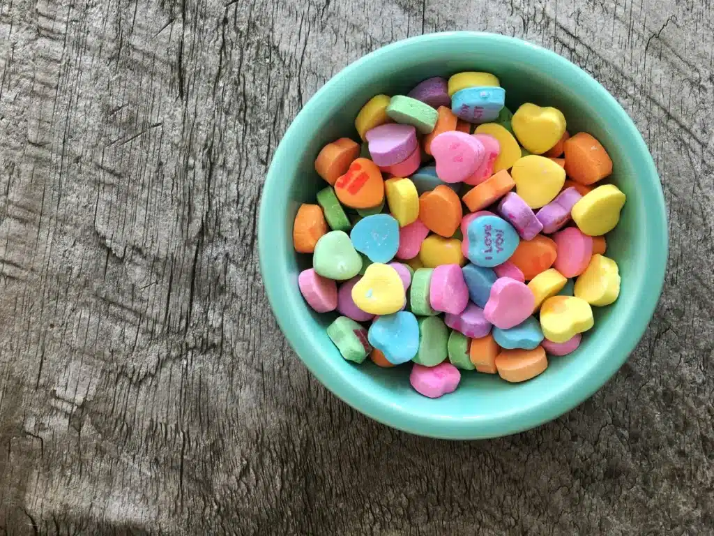 Ordering-Unique-Candy-Dishes-with-PostFromUS