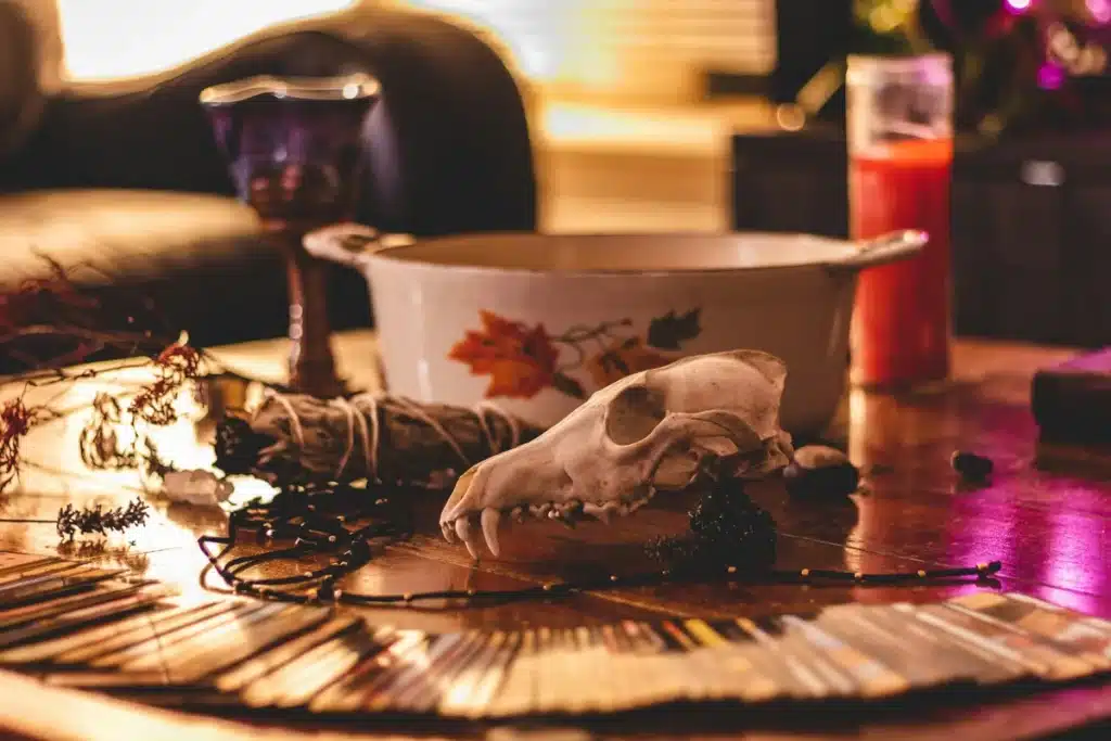 Unique-Halloween-Candy-Dish-1024x683