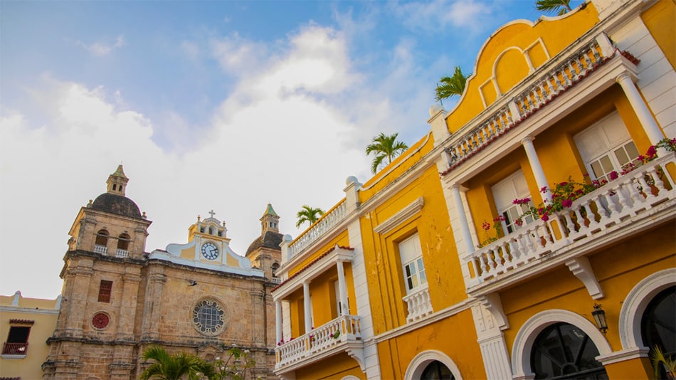 Shipping from US to Colombia: How to Save